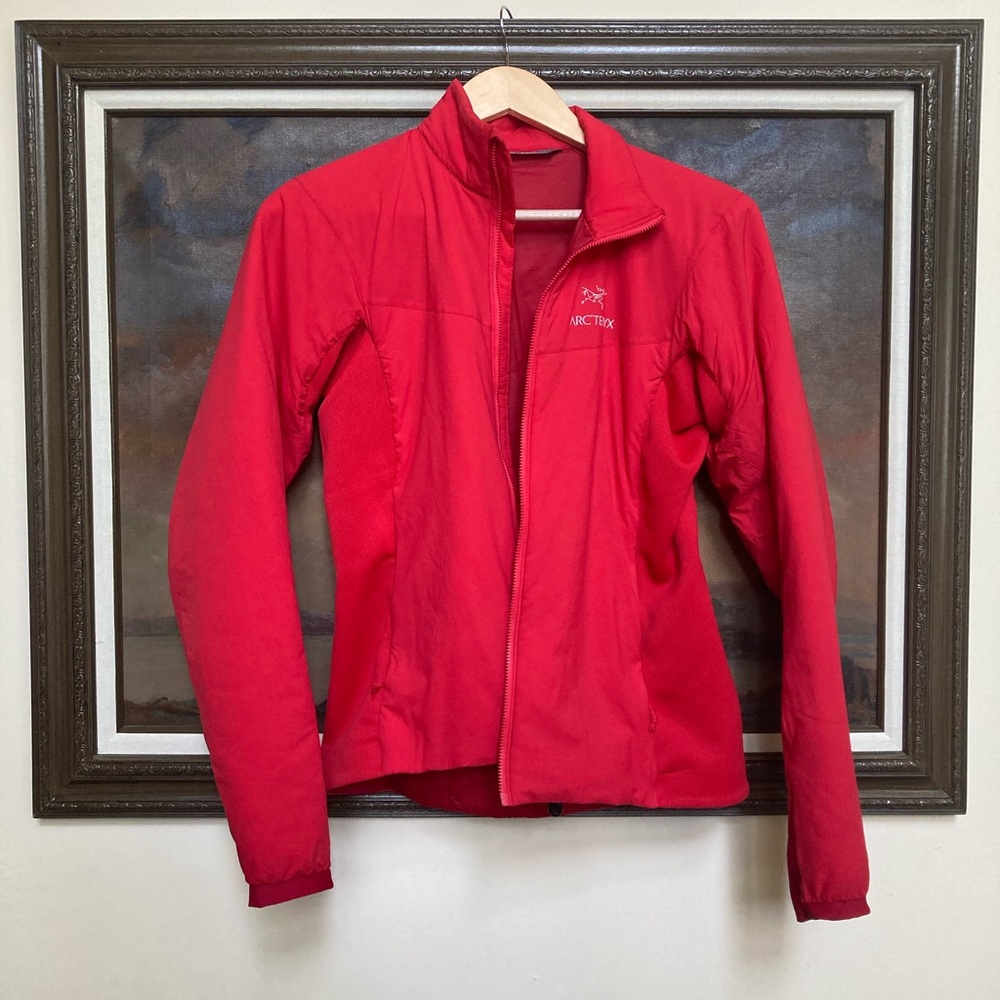 Arc’teryx Women’s Red Mid-layer